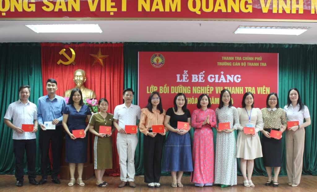 Trường Cán bộ Thanh tra tổ chức Lễ Bế giảng lớp Bồi dưỡng nghiệp vụ Thanh tra viên Khóa 14 năm 2024