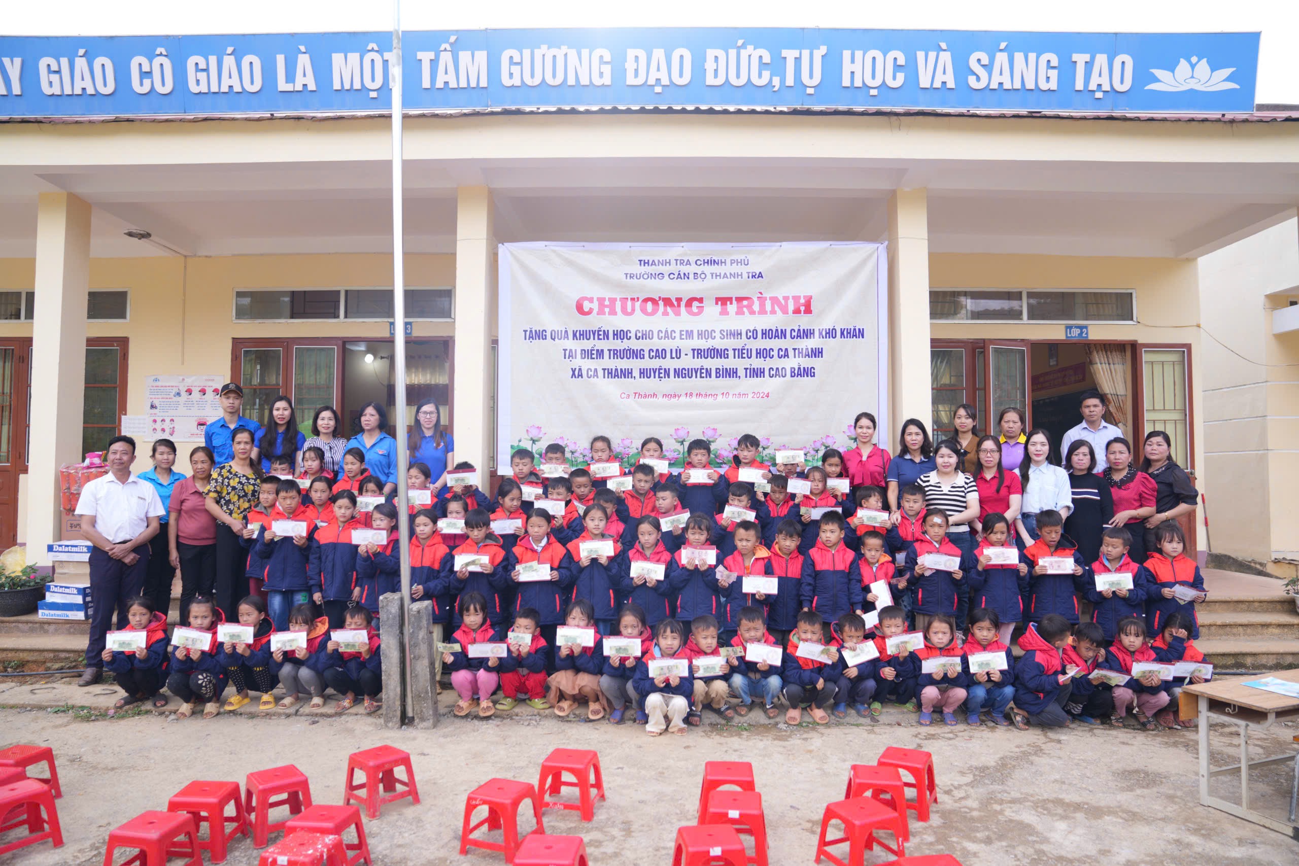 Trường Cán bộ Thanh tra tổ chức Chương trình thiện nguyện tại Cao Bằng