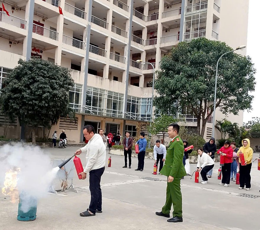Tổ chức tập huấn công tác Phòng cháy chữa cháy và cứu nạn, cứu hộ năm 2025