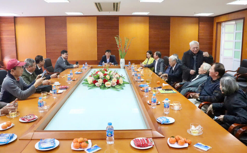 Trường Cán bộ Thanh tra tổ chức gặp mặt cán bộ hưu trí nhân dịp đón xuân Ất Tỵ năm 2025