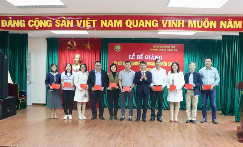 Bế giảng khoá bồi dưỡng nghiệp vụ Thanh tra viên cao cấp năm 2025