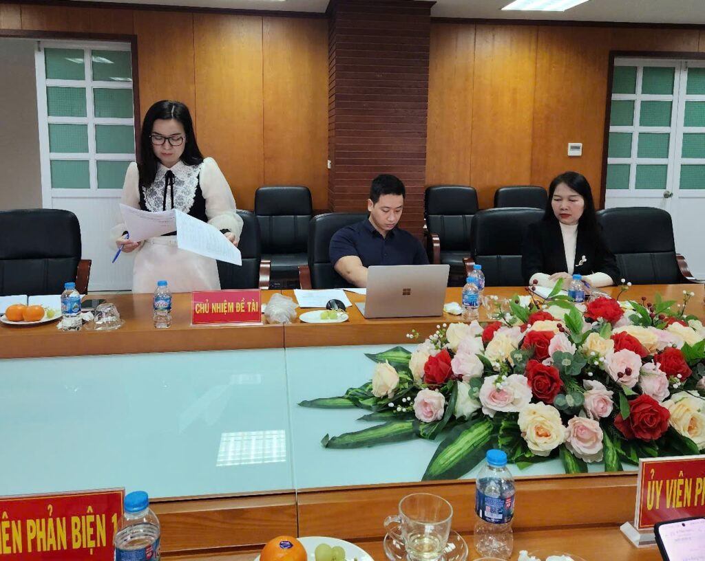 Thẩm định thuyết minh 02 đề tài khoa học cấp trường năm 2025