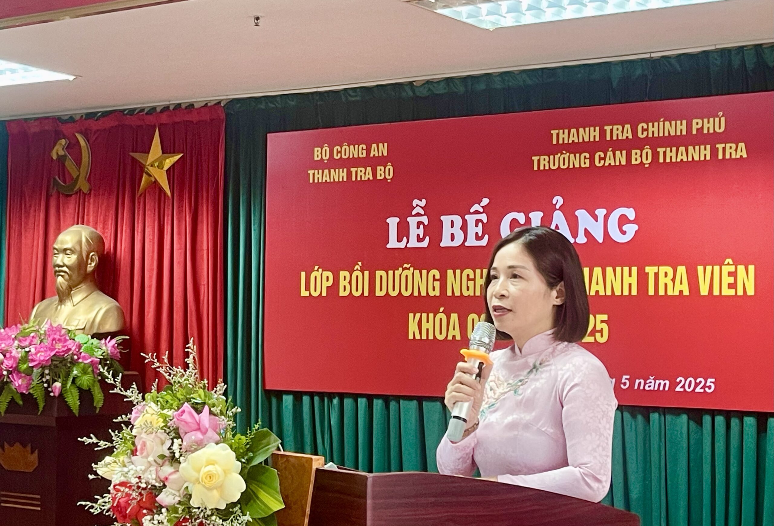 Lễ Bế giảng lớp Bồi dưỡng nghiệp vụ thanh tra viên Khóa 03 năm 2025