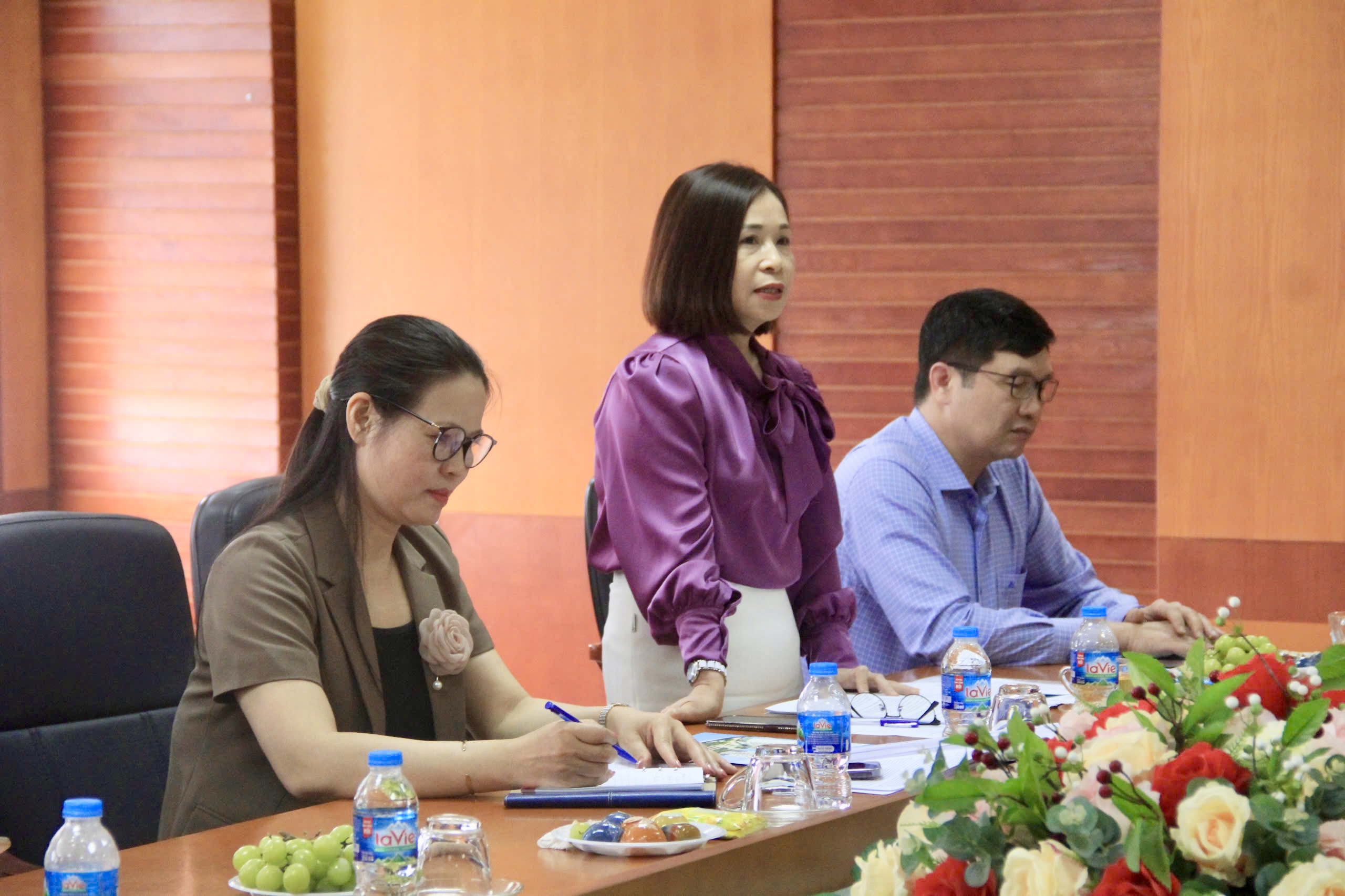 Hội thảo đề tài nghiên cứu khoa học cấp trường