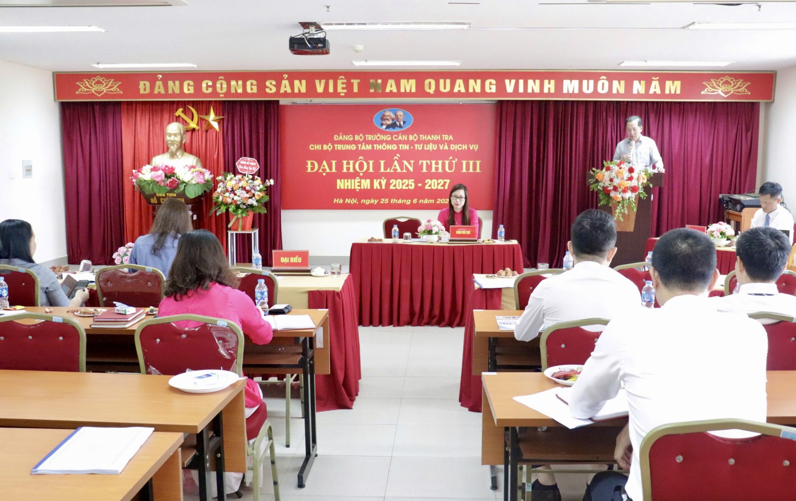 Đại hội Chi bộ Trung tâm Thông tin – Tư Liệu và Dịch vụ nhiệm kỳ 2025 – 2027