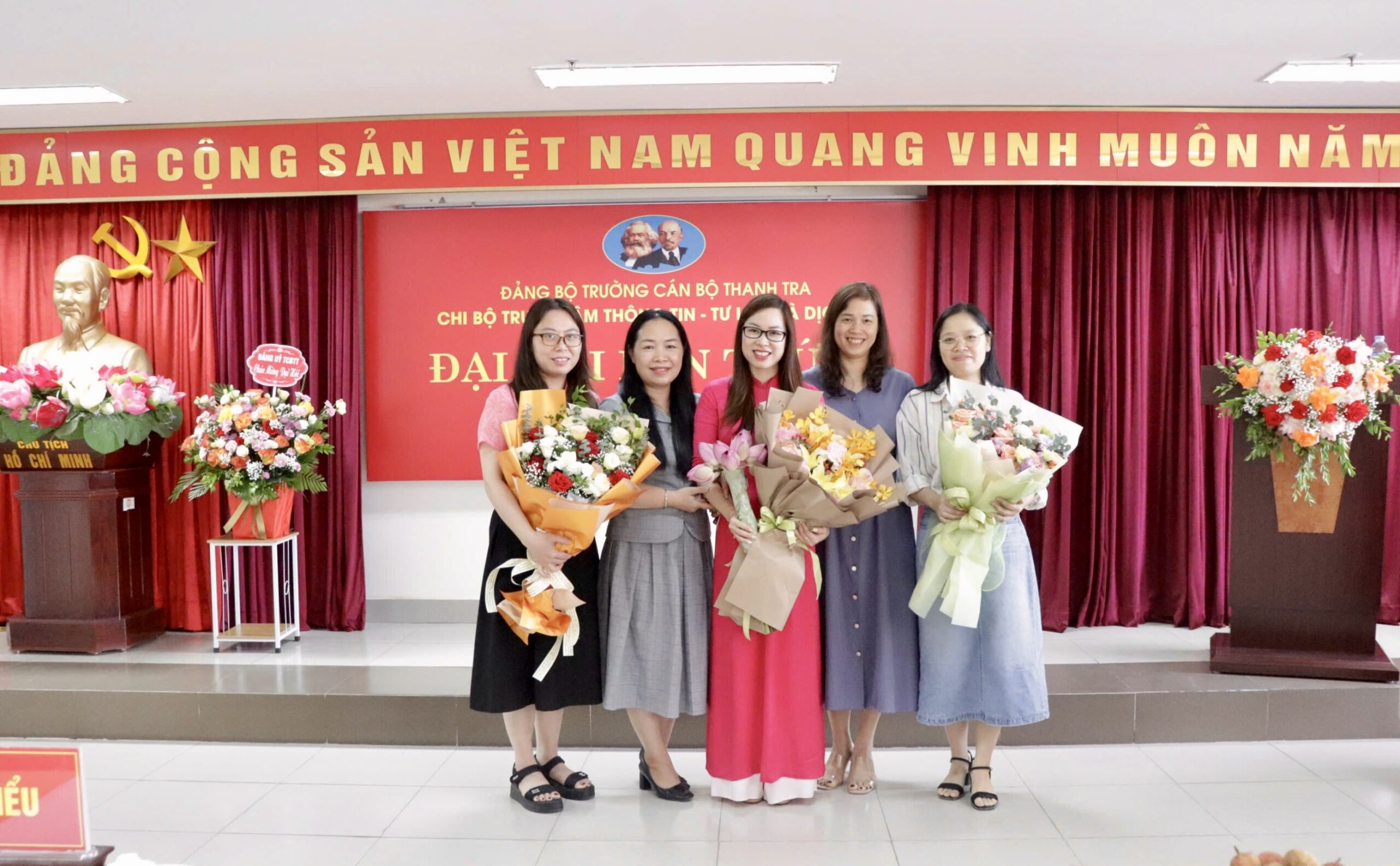 Đại hội Chi bộ Trung tâm Thông tin – Tư Liệu và Dịch vụ nhiệm kỳ 2025 – 2027