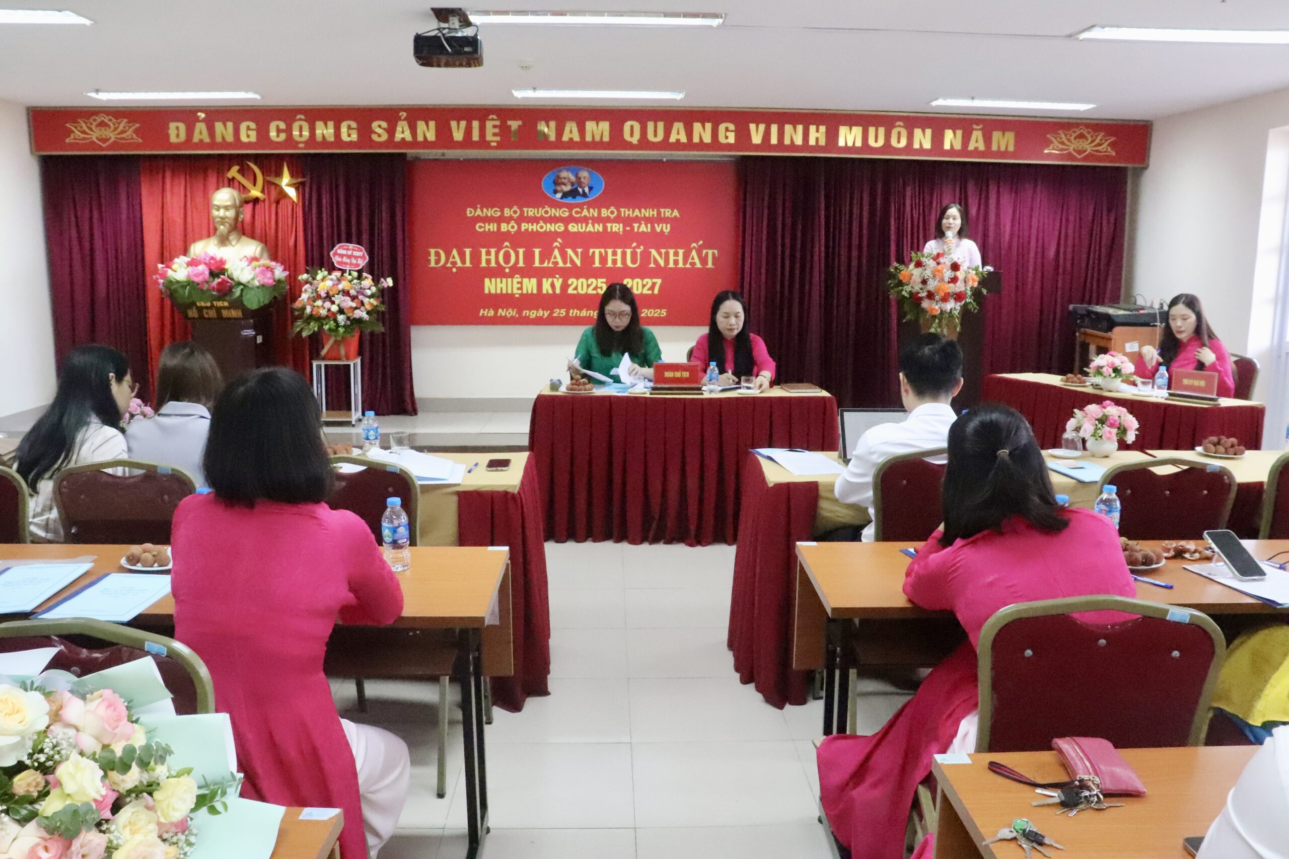 Đại hội Chi bộ Phòng Quản trị – Tài vụ, nhiệm kỳ 2025 – 2027