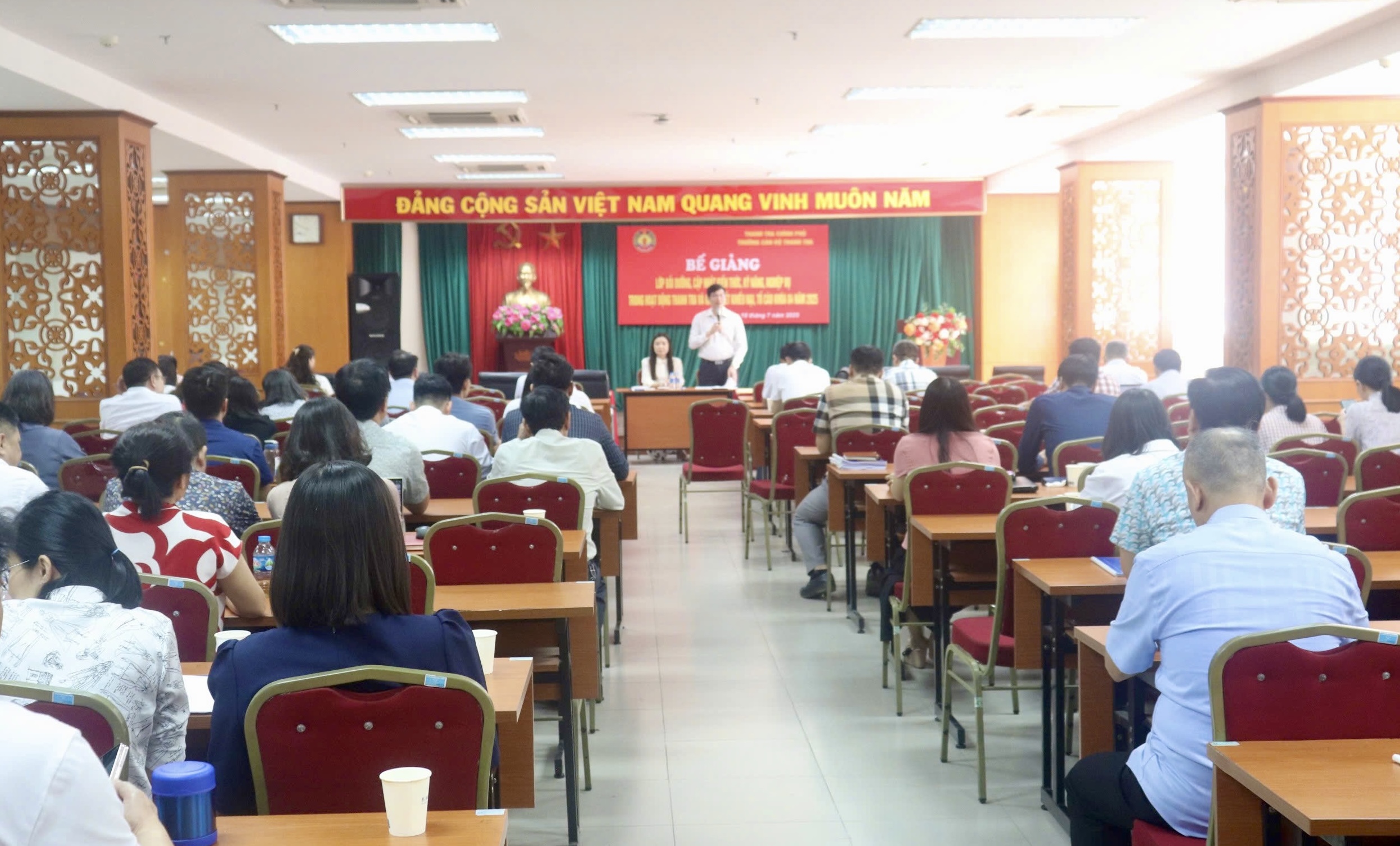 Lễ Bế giảng lớp Bồi dưỡng, cập nhật kiến thức, kỹ năng, nghiệp vụ trong hoạt động thanh tra và giải quyết khiếu nại, tố cáo K04/2025