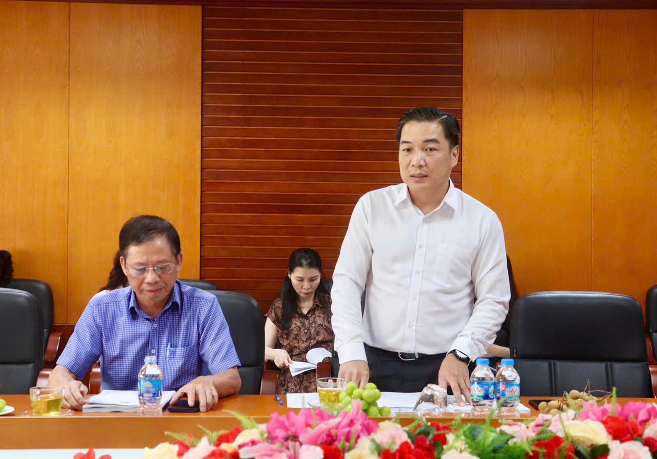 Hoàn thiện pháp luật thanh tra việc quản lý, sử dụng vốn, tài sản Nhà nước tại doanh nghiệp Nhà nước