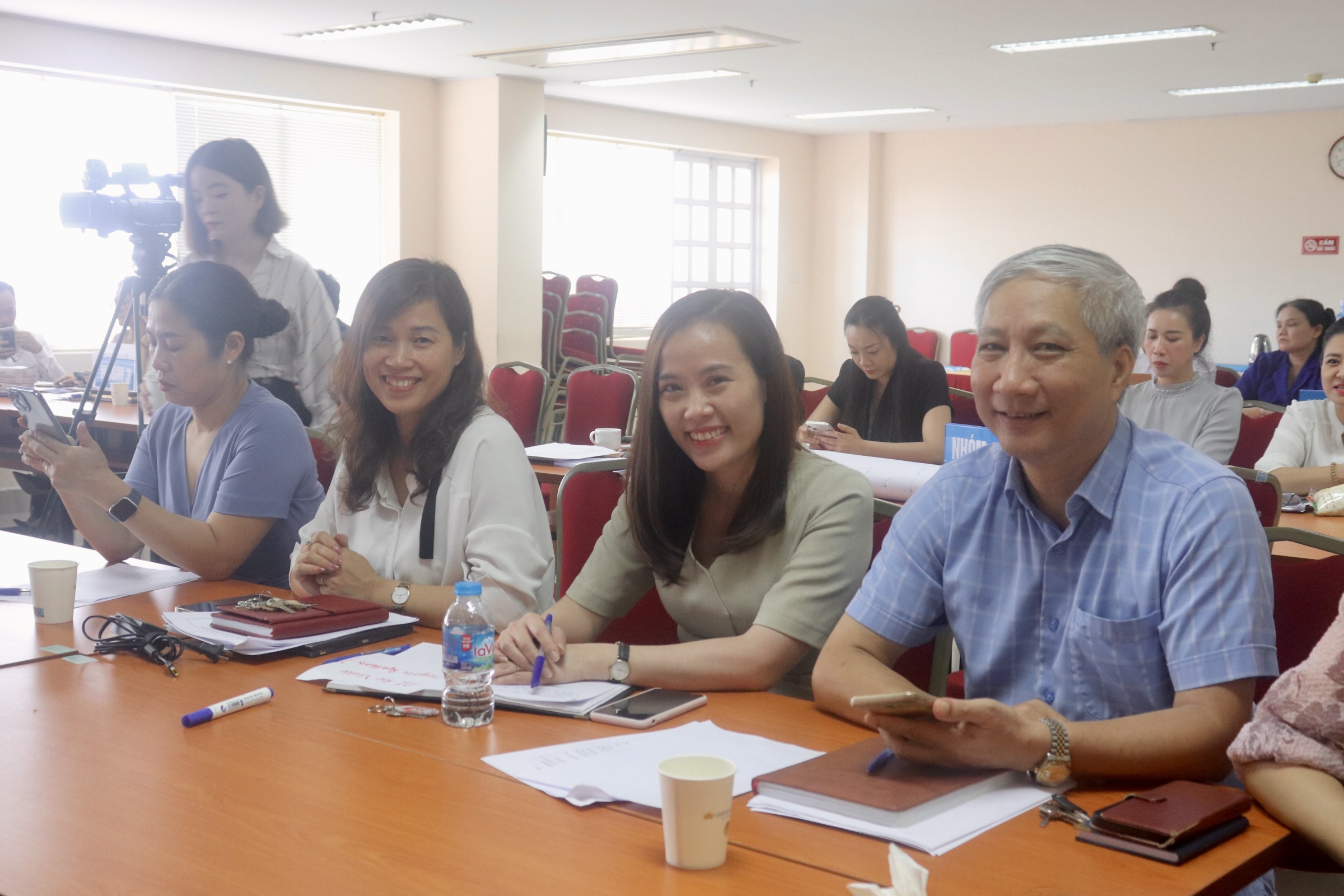 Bế giảng lớp Bồi dưỡng, cập nhật kiến thức và kỹ năng nghiệp vụ sư phạm nâng cao