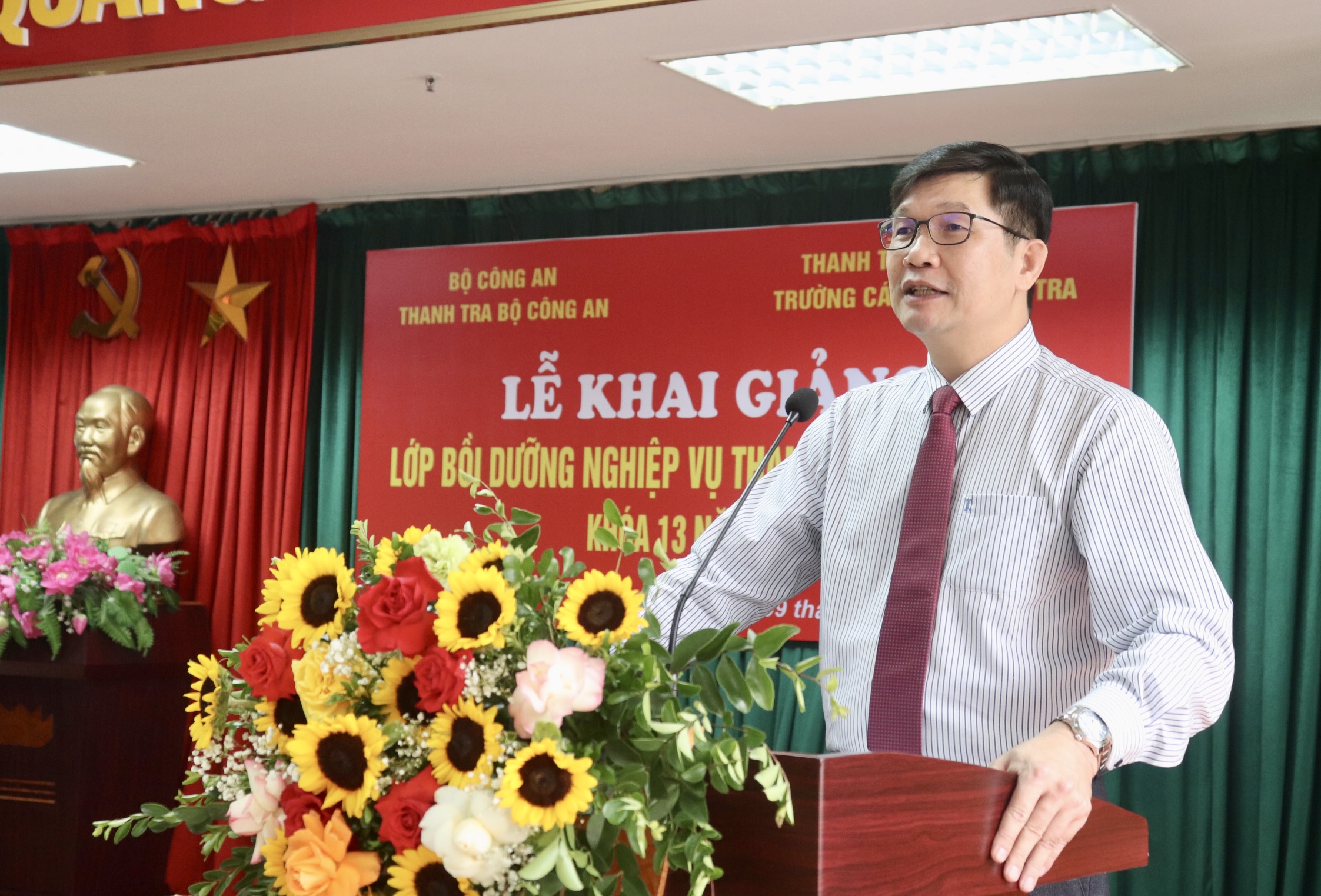 Khai giảng lớp bồi dưỡng, nghiệp vụ Thanh tra viên chính cho lực lượng Thanh tra Bộ Công an trên toàn quốc