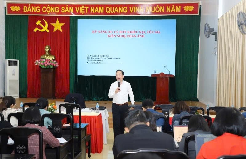 Khai giảng lớp bồi dưỡng nghiệp vụ tiếp công dân, giải quyết khiếu nại, tố cáo và phòng, chống tham nhũng, tiêu cực tại Thanh Hóa