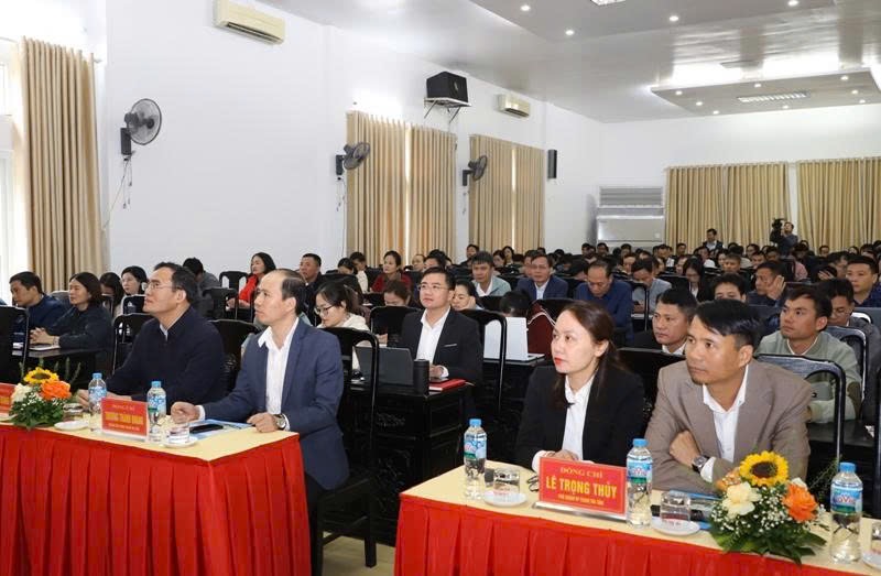 Khai giảng lớp bồi dưỡng nghiệp vụ tiếp công dân, giải quyết khiếu nại, tố cáo và phòng, chống tham nhũng, tiêu cực tại Thanh Hóa