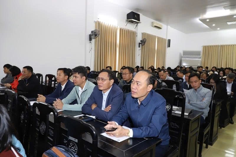 Khai giảng lớp bồi dưỡng nghiệp vụ tiếp công dân, giải quyết khiếu nại, tố cáo và phòng, chống tham nhũng, tiêu cực tại Thanh Hóa