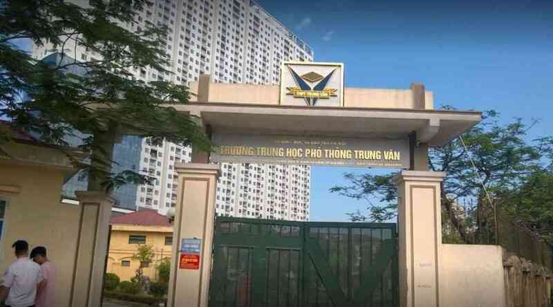 đánh giá Trường THPT Trung Văn có tốt không