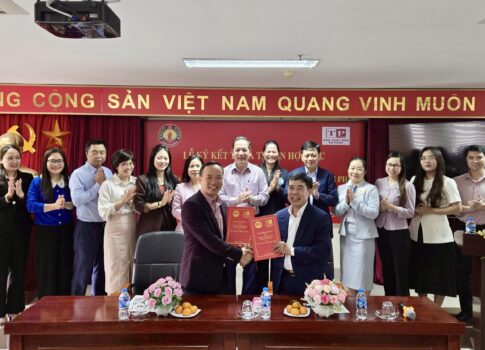 Thỏa thuận hợp tác tăng cường phối hợp xuất bản, phát hành và truyền thông pháp luật trong ngành Thanh tra