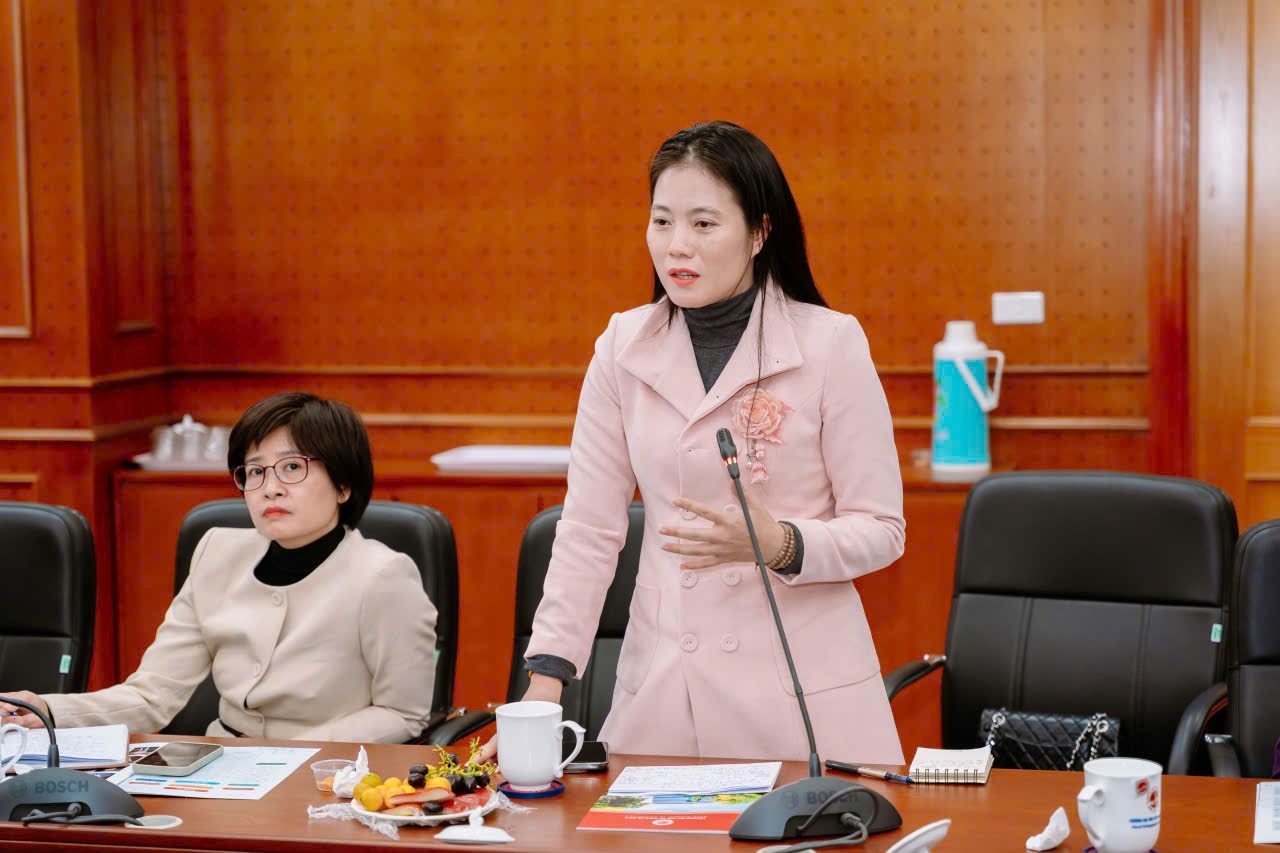 Trao đổi kinh nghiệm đào tạo, bồi dưỡng theo phương pháp hiện đại giữa Trường Đại học sư phạm Hà Nội 2 và Trường Cán bộ thanh tra