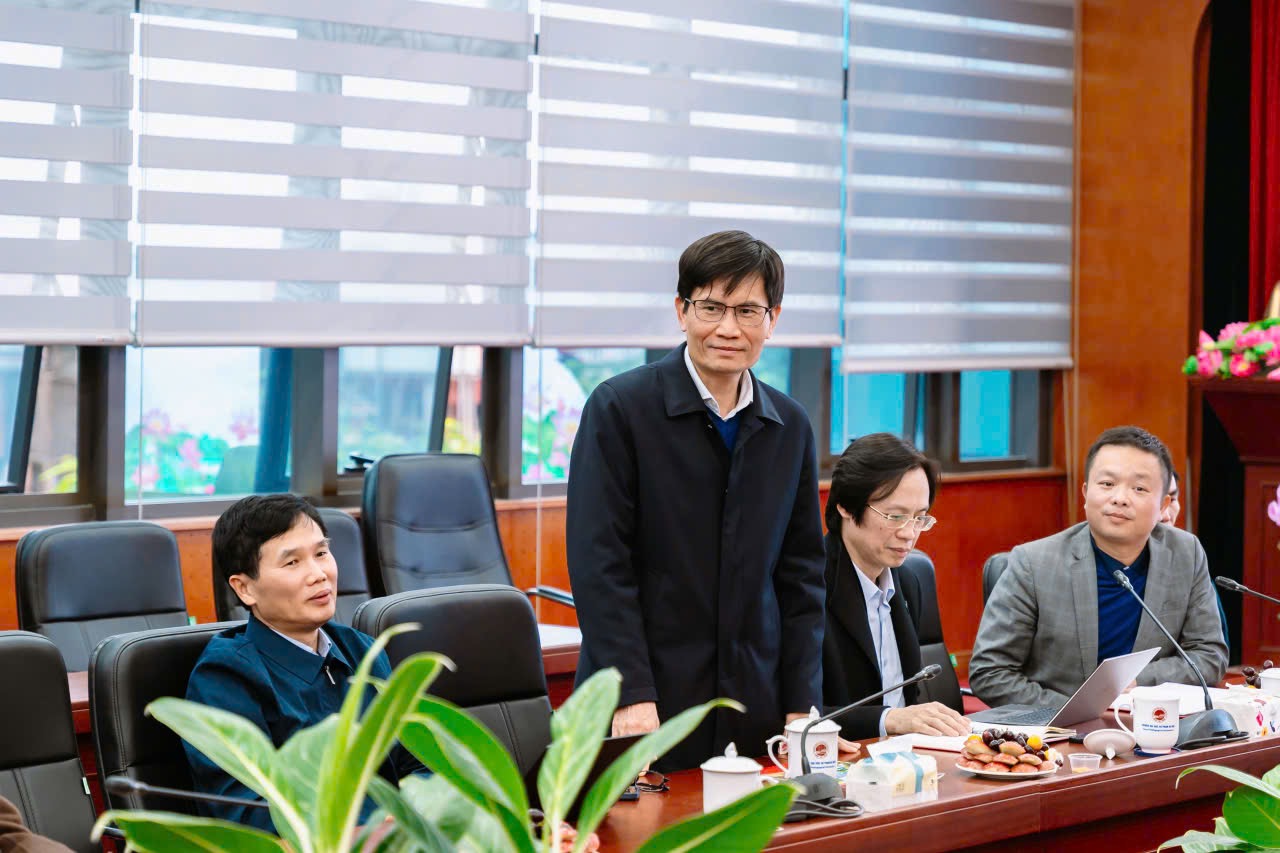 Trao đổi kinh nghiệm đào tạo, bồi dưỡng theo phương pháp hiện đại giữa Trường Đại học sư phạm Hà Nội 2 và Trường Cán bộ thanh tra