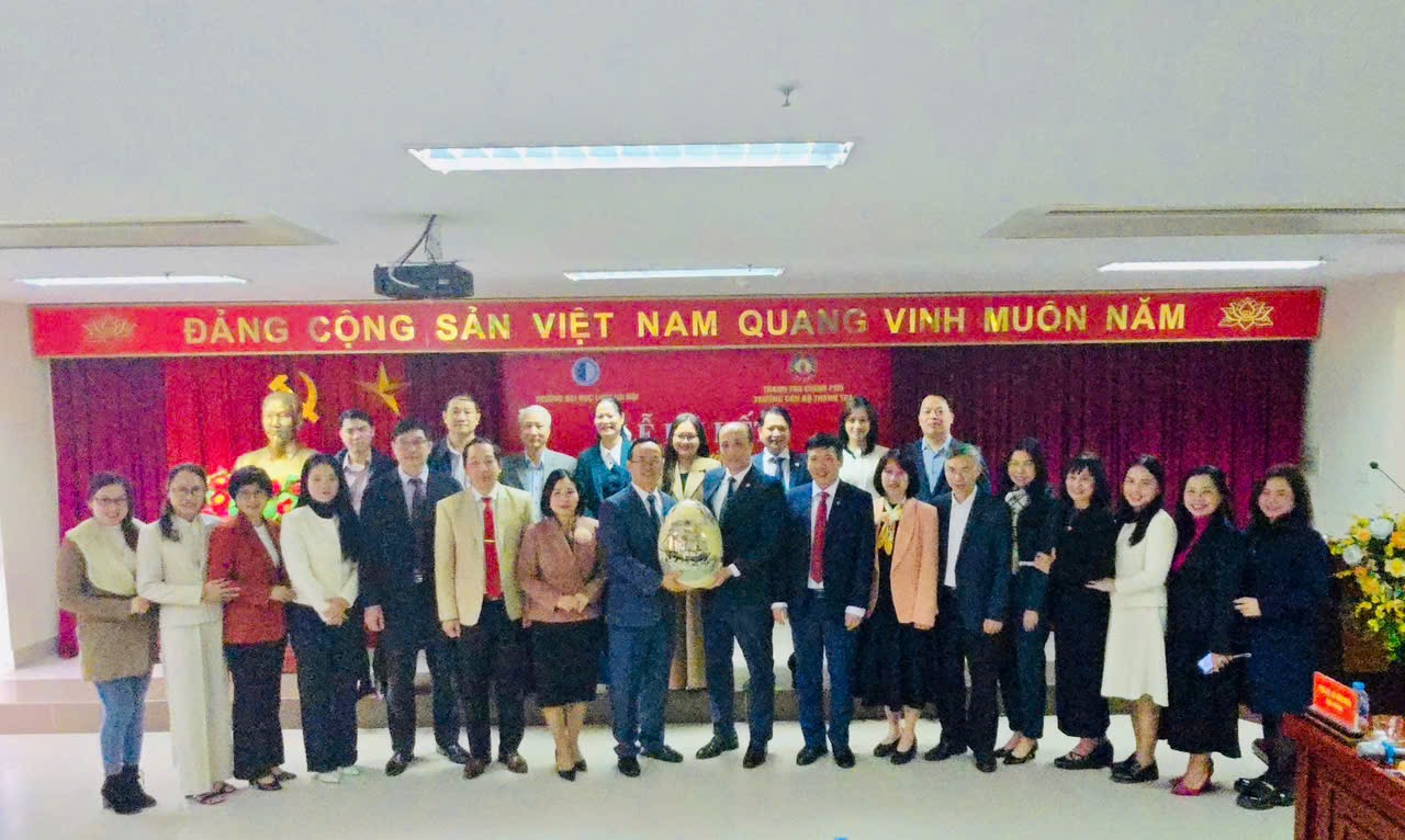 Trường Cán bộ Thanh tra và Trường Đại học Luật Hà Nội : Hợp tác toàn diện, lâu dài, hiệu quả và cùng phát triển
