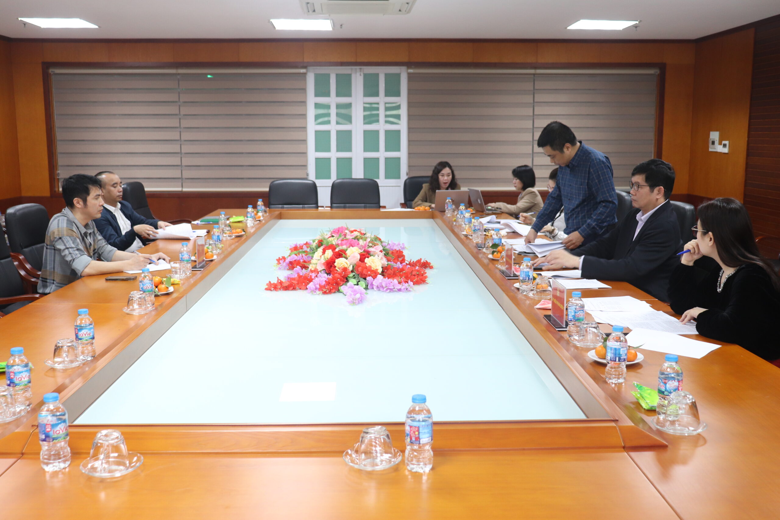 Họp phê duyệt thuyết minh đề tài khoa học cấp cơ sở năm 2026: “Công tác tiếp công dân, tiếp nhận và giải quyết khiếu nại, tố cáo, phản ánh, kiến nghị của chính quyền cấp tỉnh”