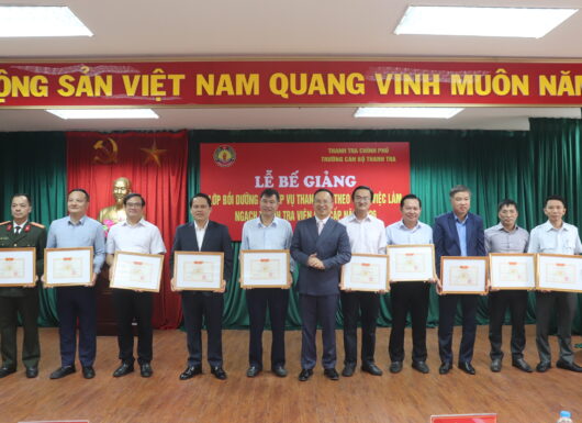 Bế giảng lớp bồi dưỡng nghiệp vụ thanh tra theo vị trí việc làm ngạch thanh tra viên cao cấp năm 2026