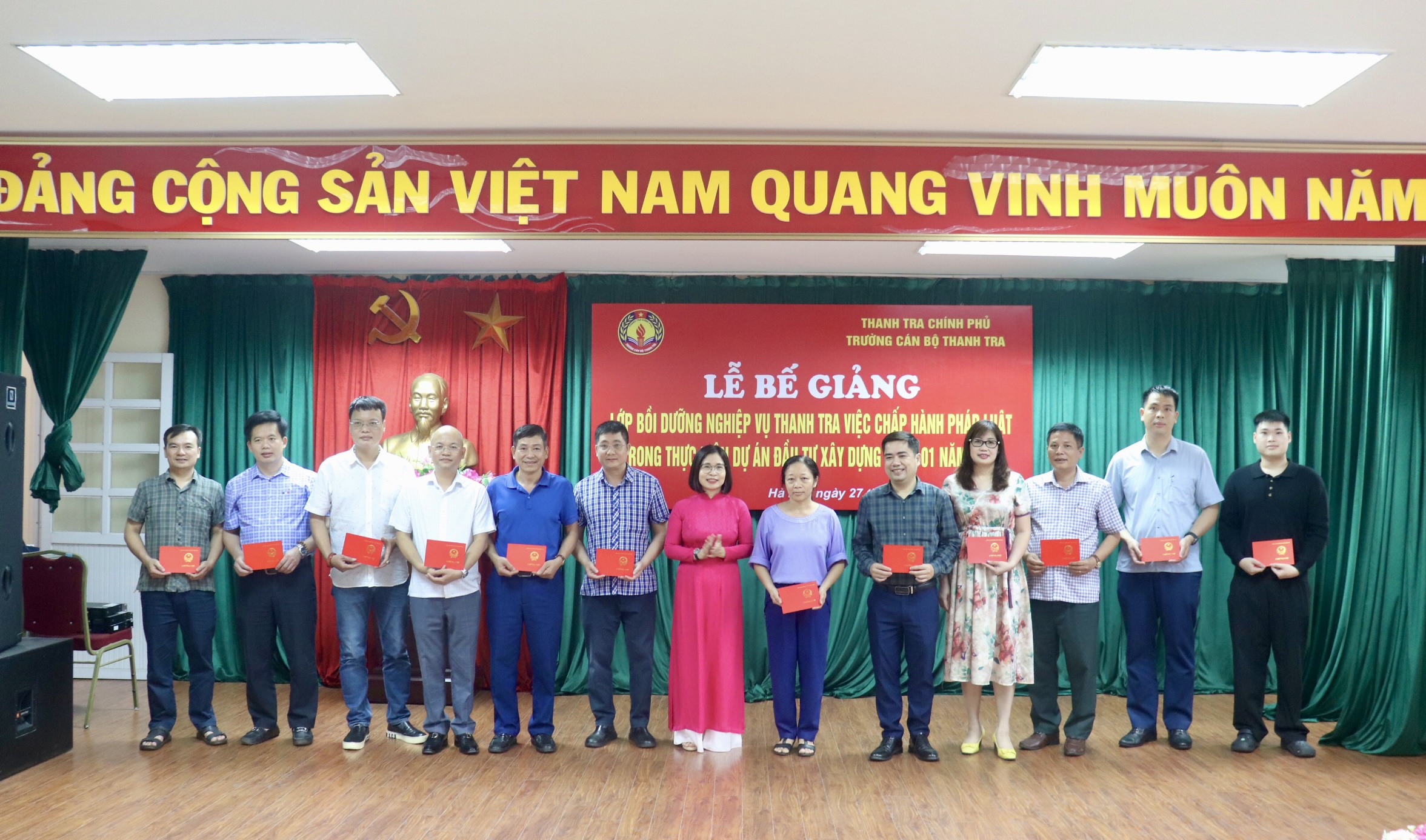 Gần 150 cán bộ hoàn thành lớp bồi dưỡng nghiệp vụ thanh tra dự án đầu tư xây dựng