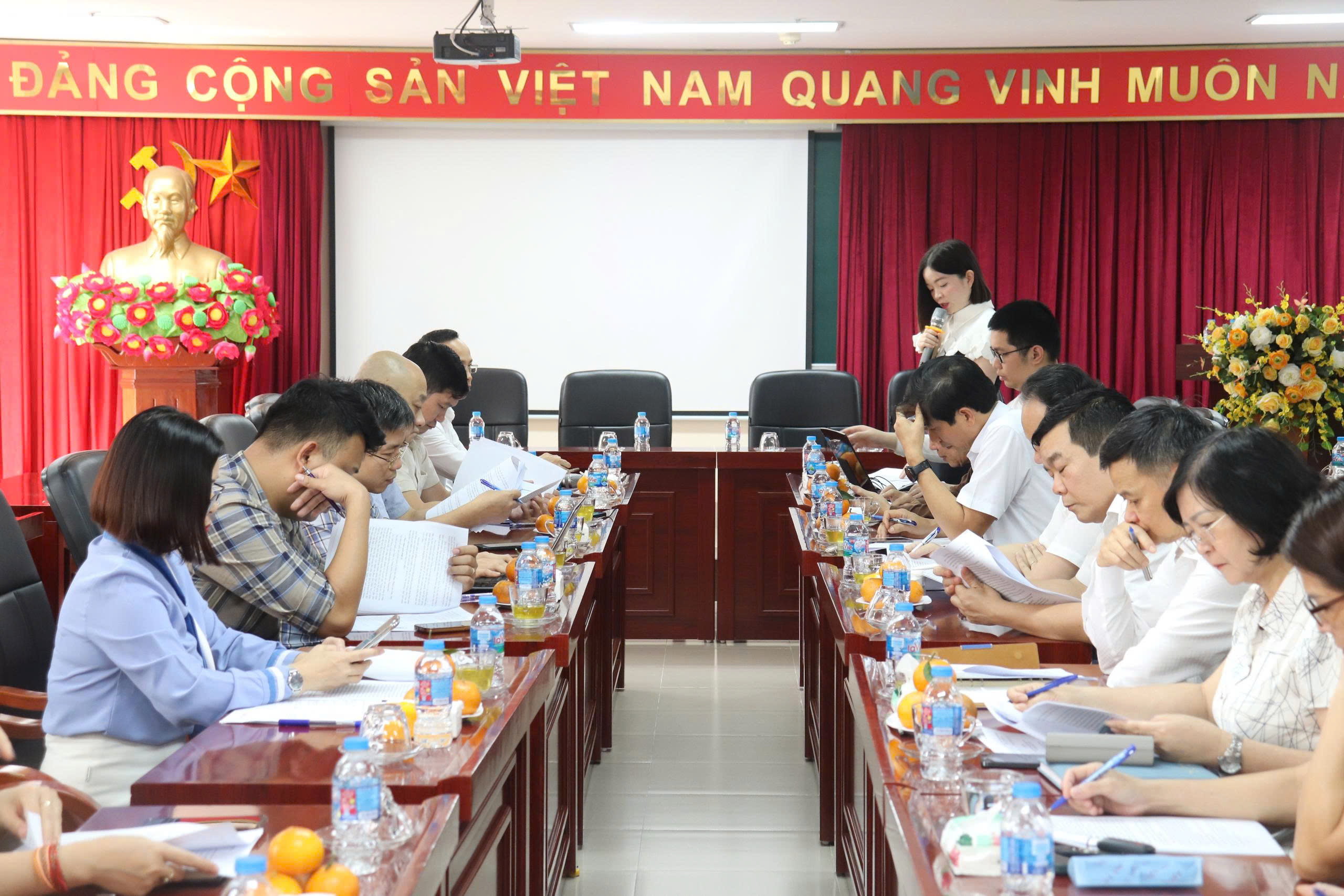 Hội thảo hoàn thiện đề cương nghiên cứu đề tài khoa học cập bộ: “Hoàn thiện thể chế về kiểm tra của cơ quan quản lý Nhà nước”