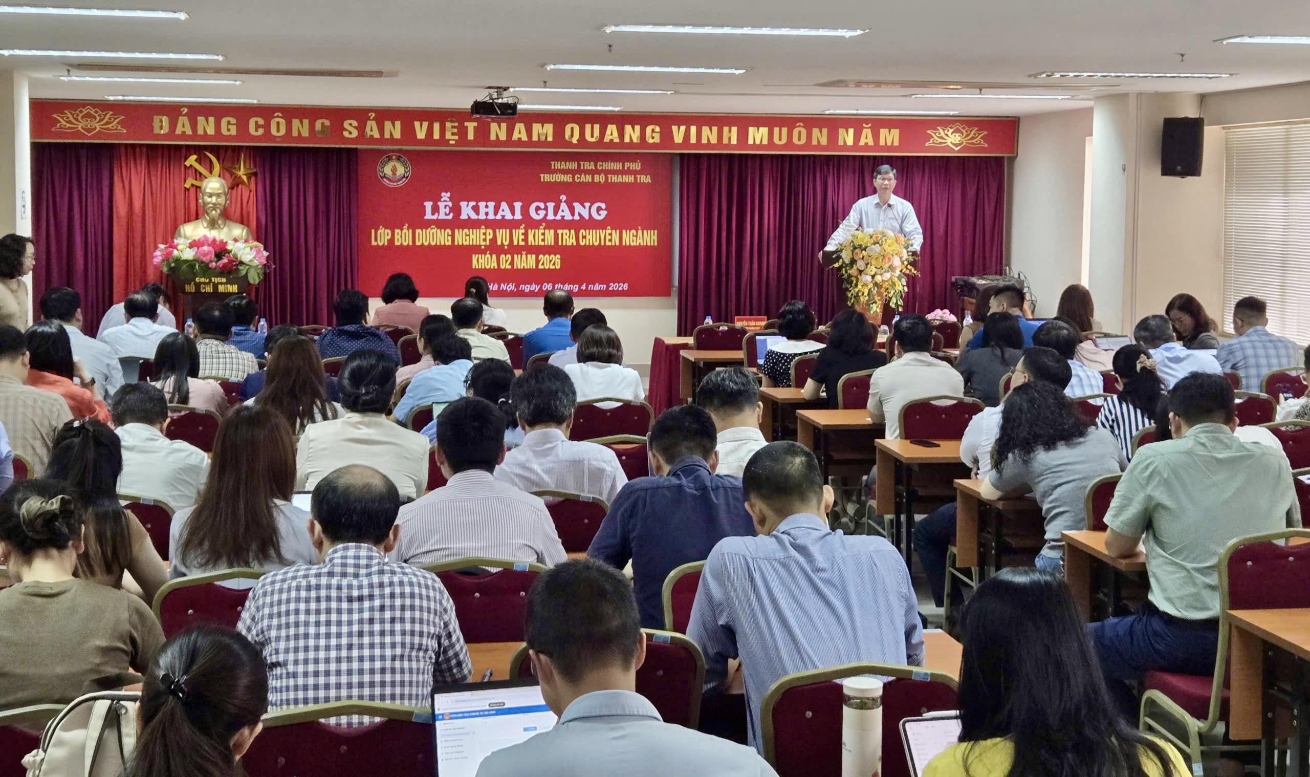 Bồi dưỡng nghiệp vụ kiểm tra chuyên ngành, đáp ứng yêu cầu quản lý trong bối cảnh mới