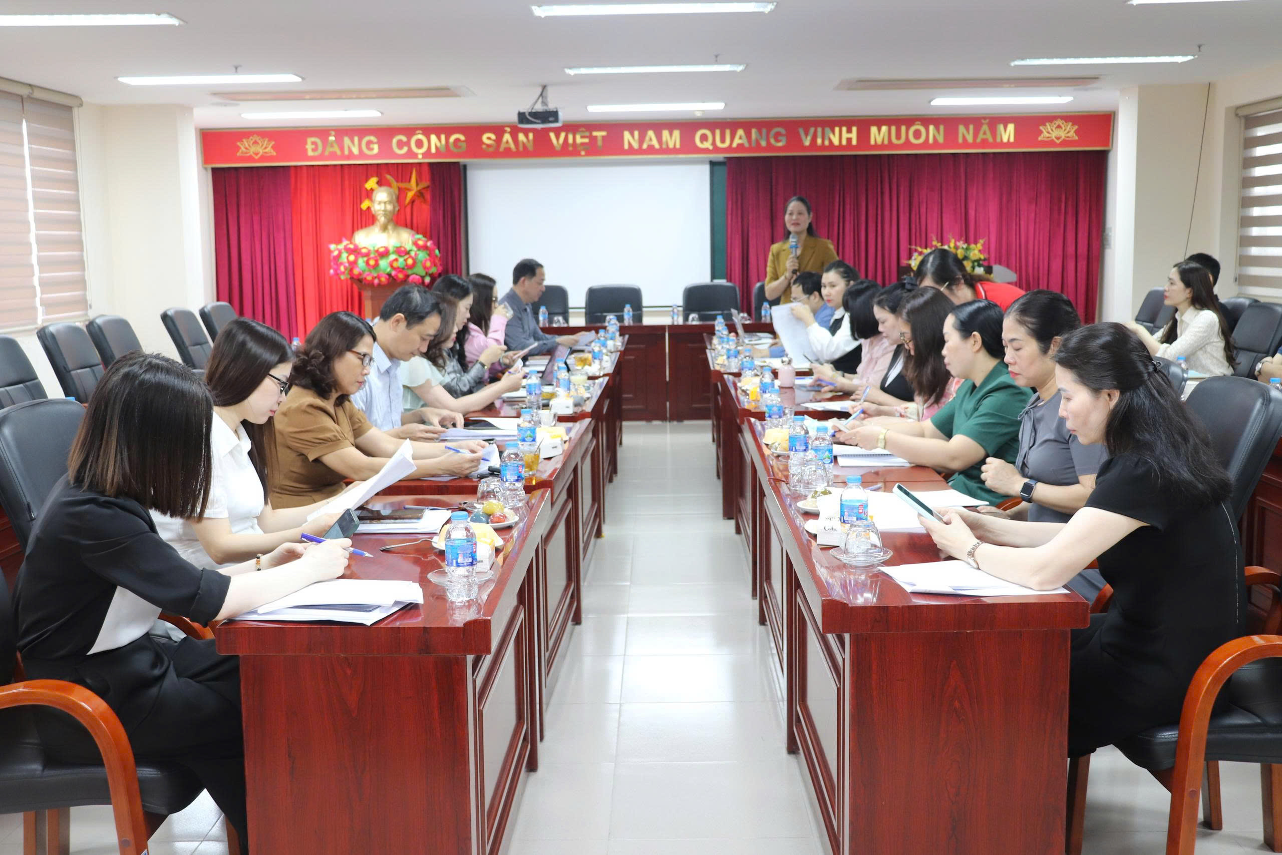 Hội thảo hoàn thiện đề cương nghiên cứu đề tài khoa học cấp cơ sở: “Uỷ quyền tiếp công dân của thủ trưởng cơ quan hành chính Nhà nước”