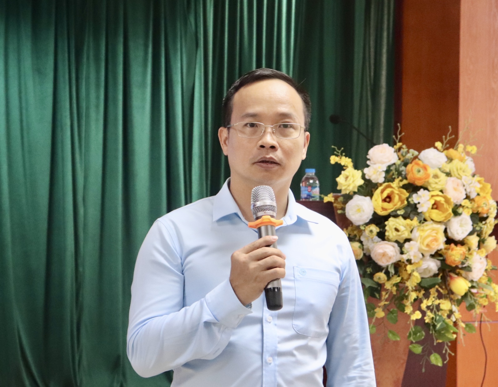 Trang bị kỹ năng nghiên cứu khoa học, góp phần xây dựng nguồn nhân lực khoa học chất lượng cao