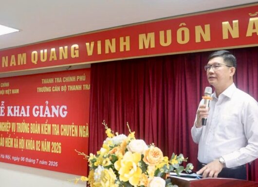 Khai giảng lớp bồi dưỡng nghiệp vụ Trưởng đoàn kiểm tra chuyên ngành bảo hiểm xã hội cho gần 100 học viên là cán bộ thuộc ngành Bảo hiểm xã hội