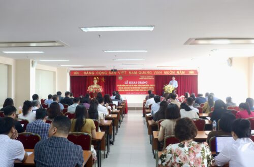 Hơn 200 cán bộ thanh tra tham dự lớp bồi dưỡng nghiệp vụ về phòng, chống tham nhũng, lãng phí